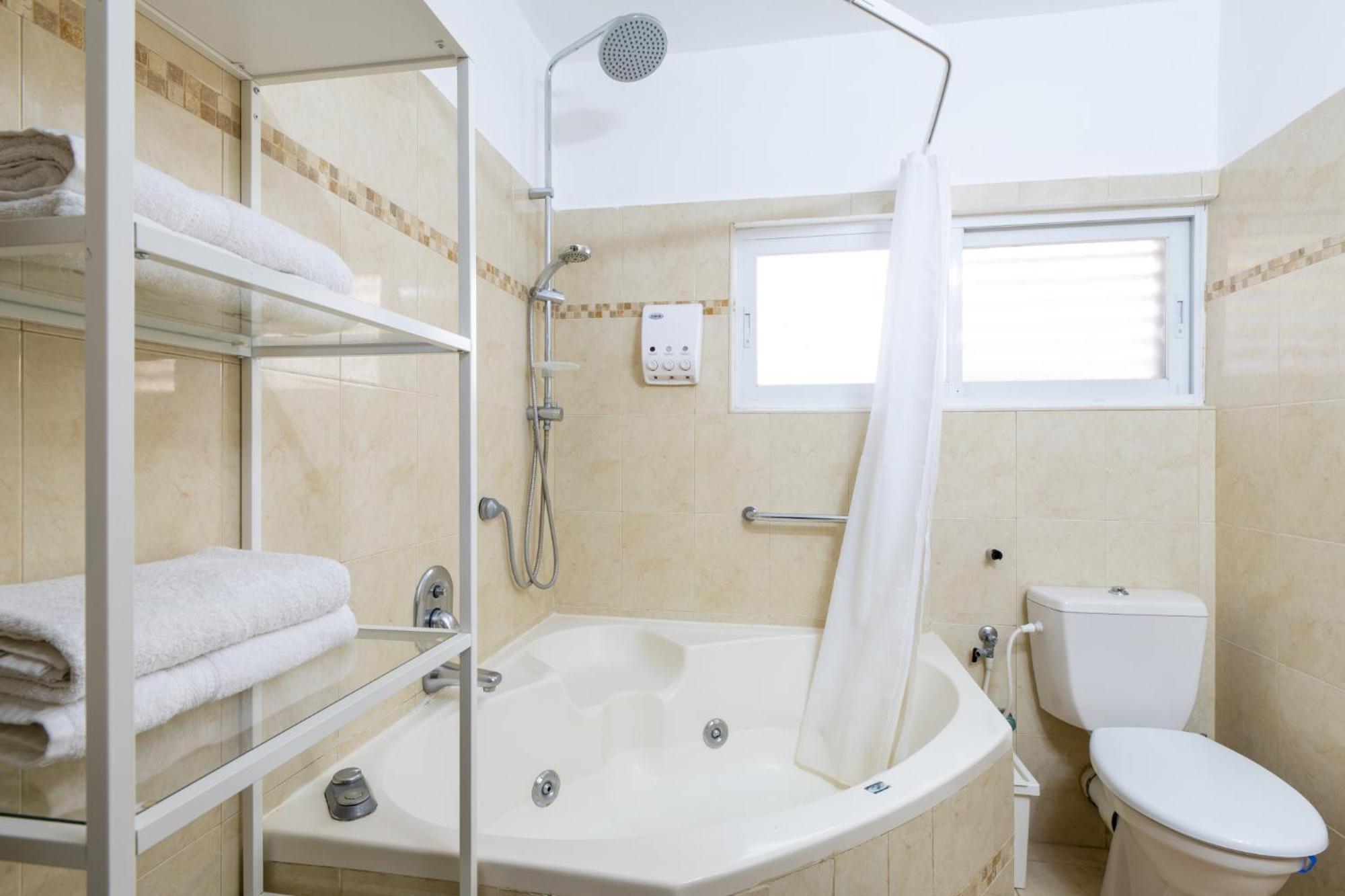 Yagen Boutique Apartments ไฮฟา ห้อง รูปภาพ